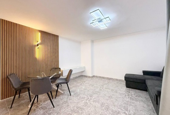 Reventa - Apartamento / piso - Torrevieja - Playa del Cura