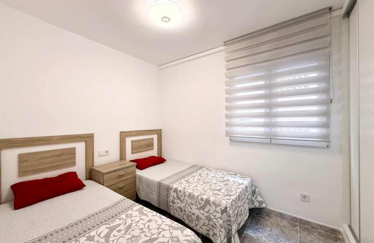 Reventa - Apartamento / piso - Torrevieja - Playa del Cura
