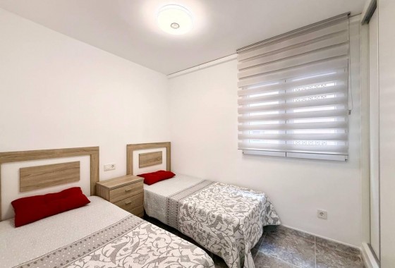 Reventa - Apartamento / piso - Torrevieja - Playa del Cura