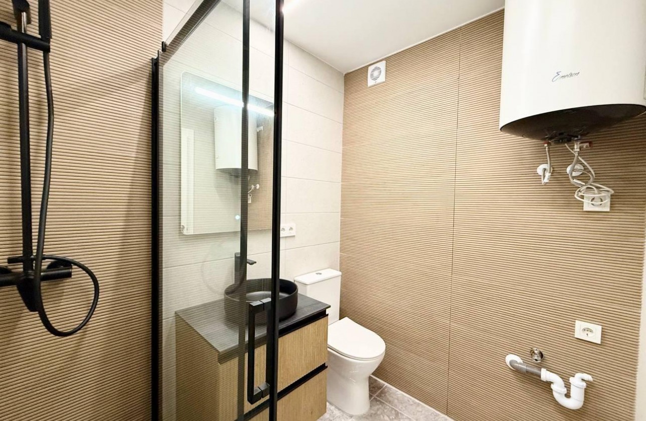 Reventa - Apartamento / piso - Torrevieja - Playa del Cura