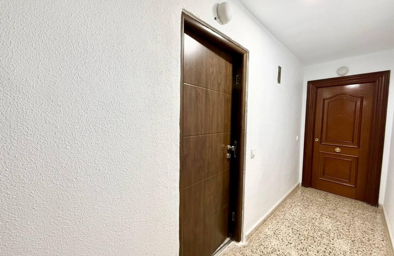 Reventa - Apartamento / piso - Torrevieja - Playa del Cura